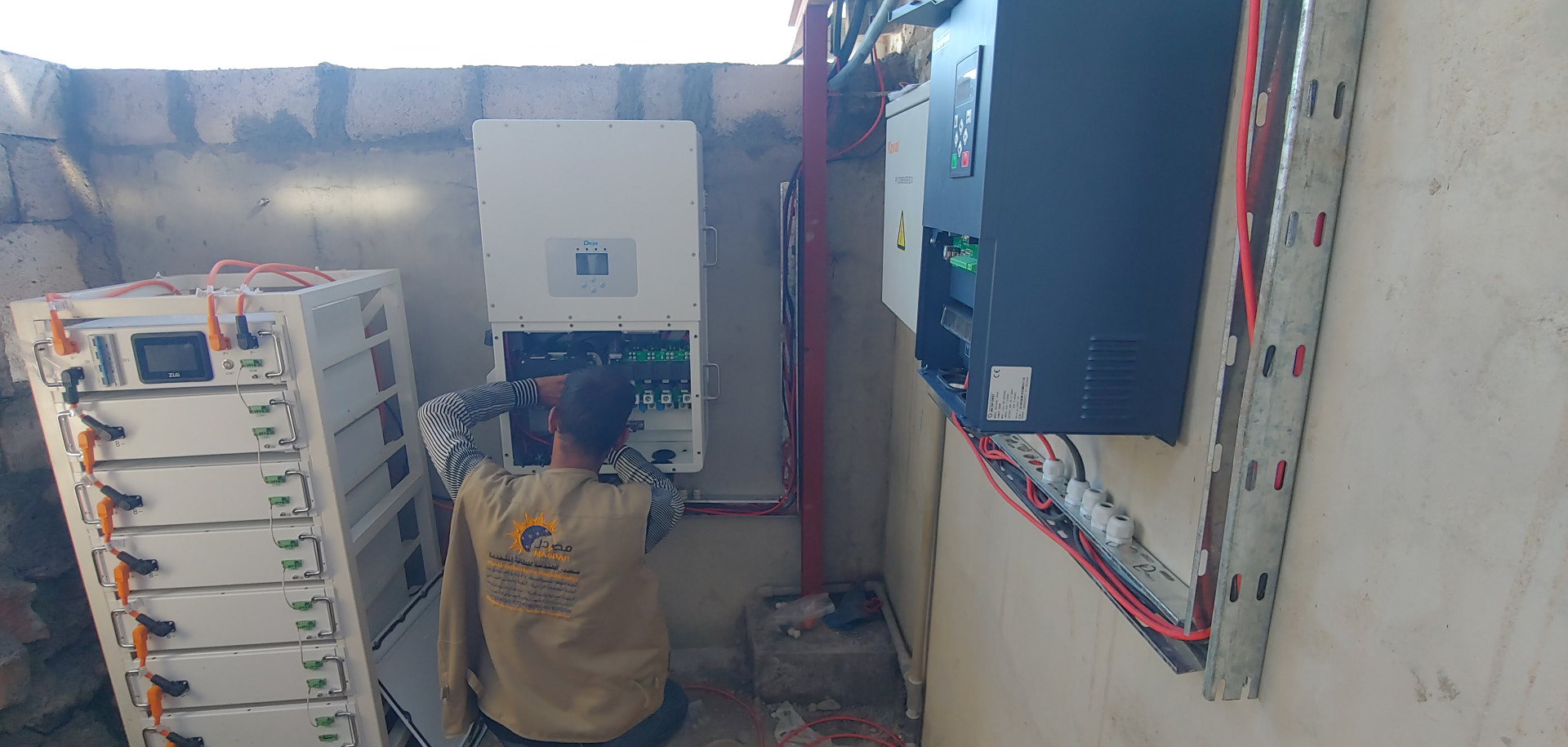 Supply, installation, and operation of a solar system using lithium batteries to operate central refrigerators and supermarkets with a capacity of 30 kW for the client/ Qaid Al-Maljami - Rada'a / Al-Bayda